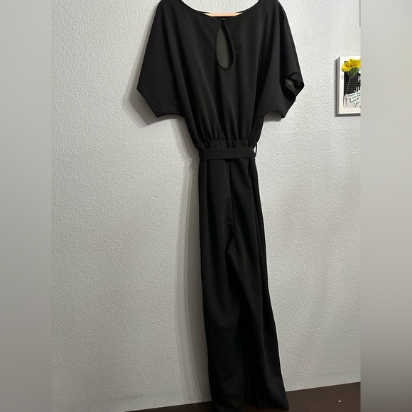 EUC XL Short Sleeve Belted Wide Leg Pant Romper/Jumpsuits - Picture 8 of 13